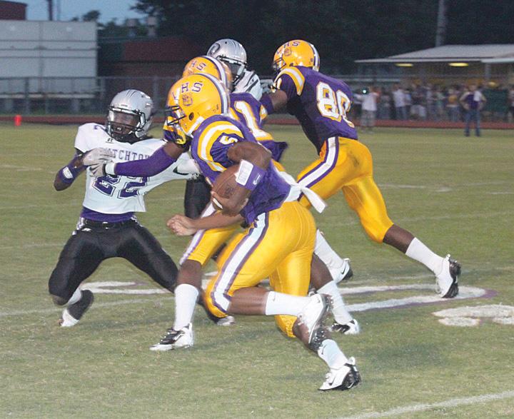 St John the Baptist high school football scores Oct 25 L'Observateur