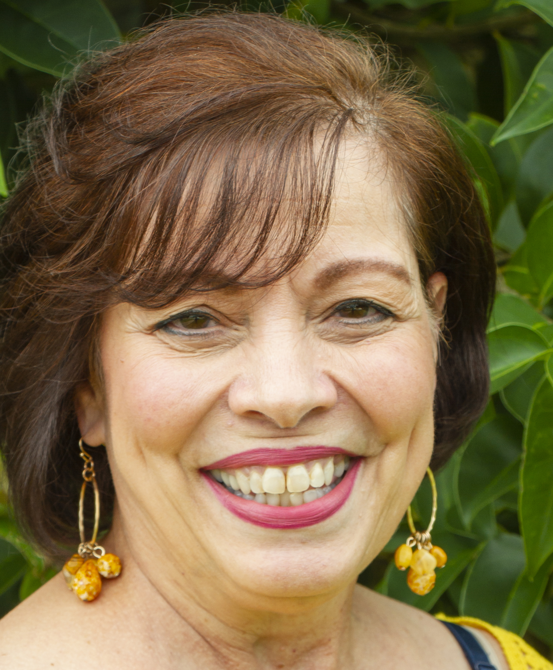 Denise “Dee” Washburn : Advertising Sales Consultant